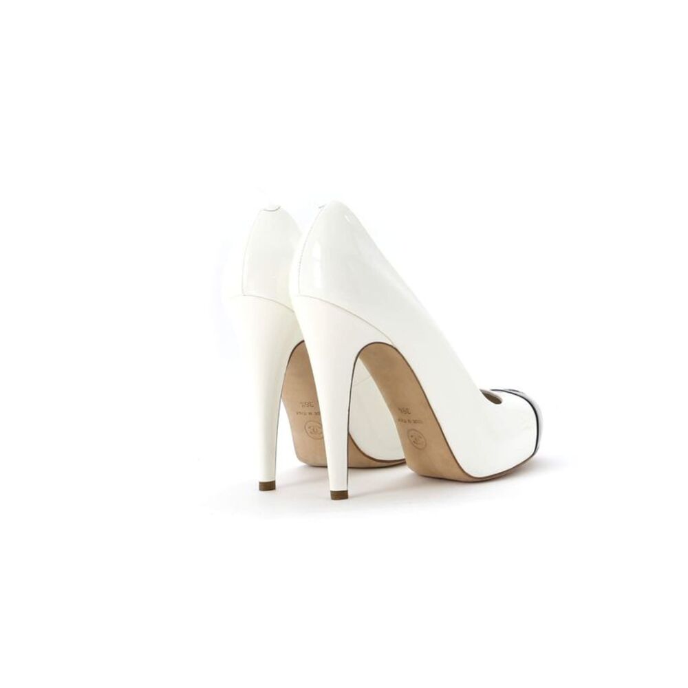 Chanel Women's Cap Toe Pumps Patent Black, White - Picture 5 of 14